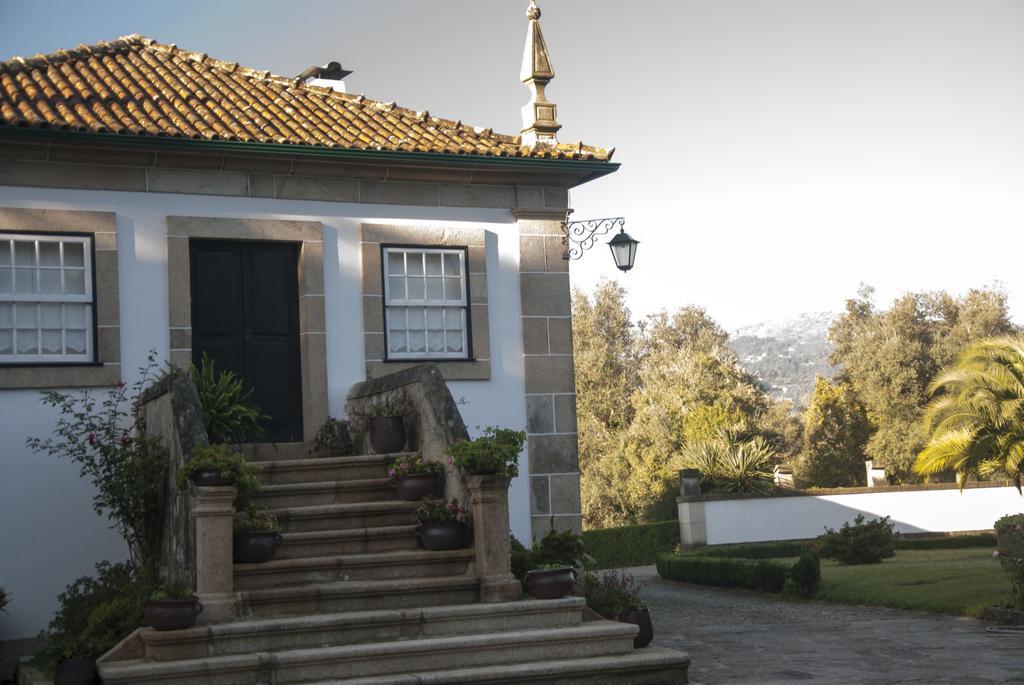 Вилла Casa De Santa Comba Кабесейраш-ди-Башту Экстерьер фото