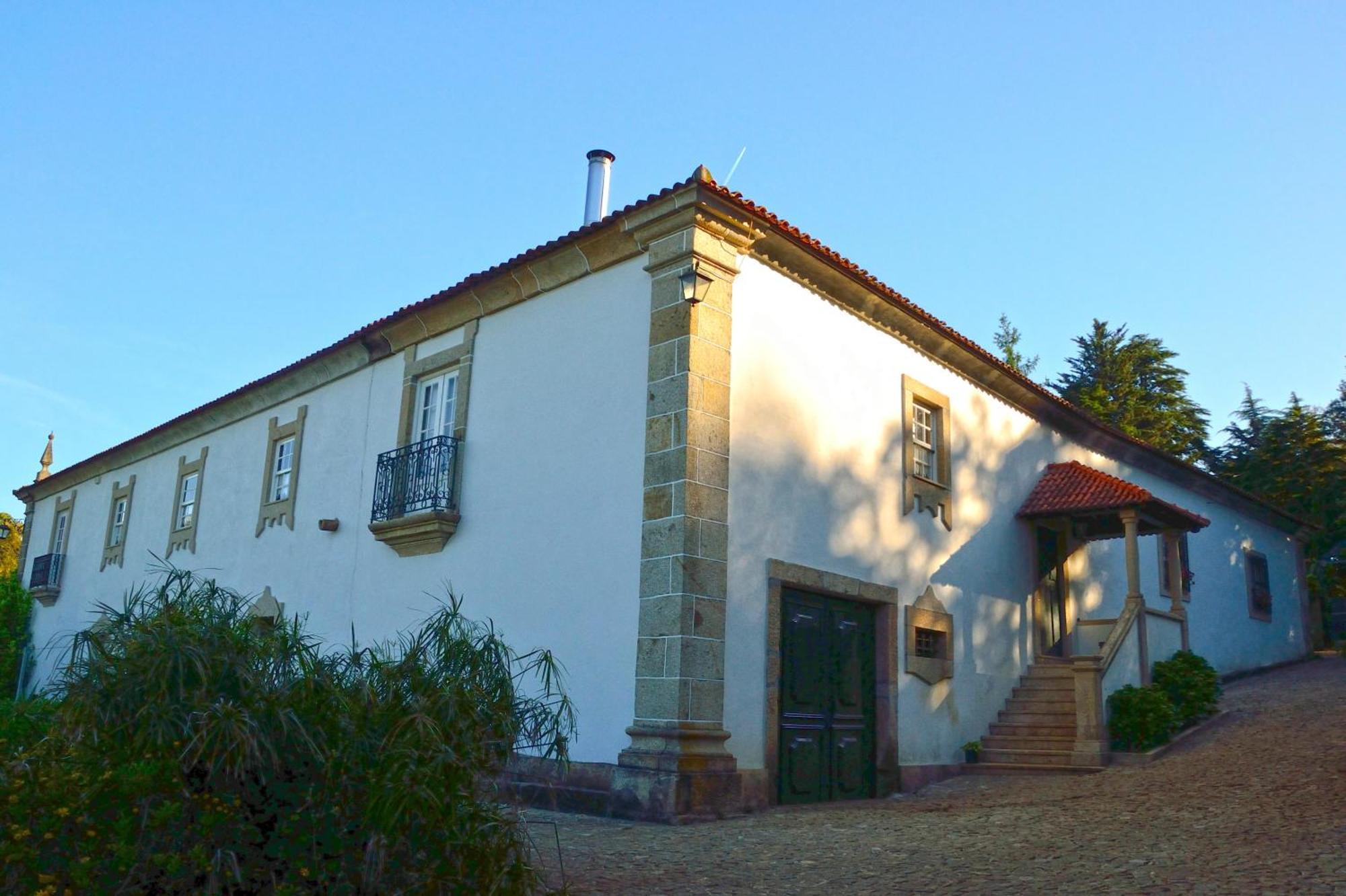 Вилла Casa De Santa Comba Кабесейраш-ди-Башту Экстерьер фото