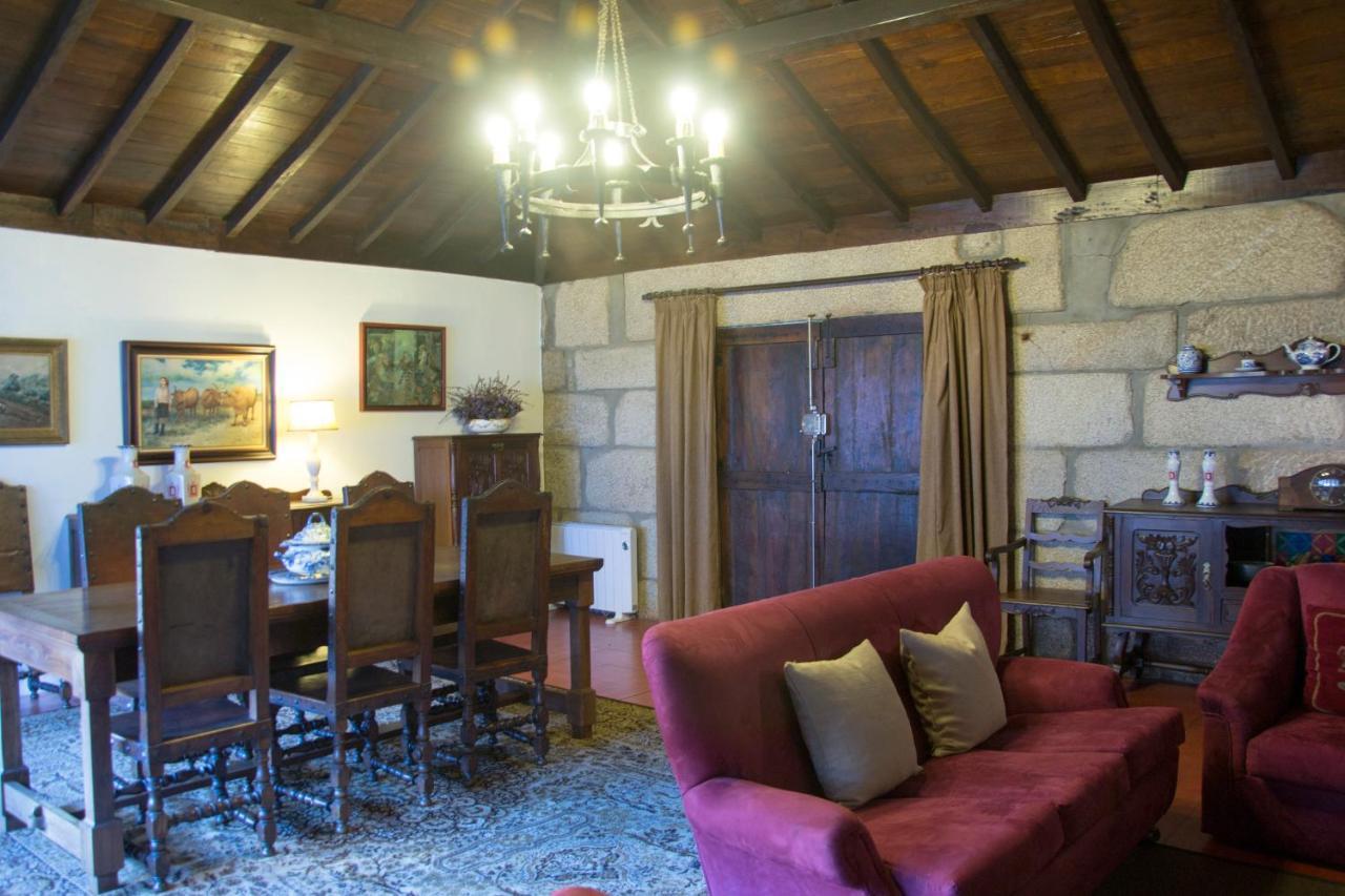 Вилла Casa De Santa Comba Кабесейраш-ди-Башту Экстерьер фото